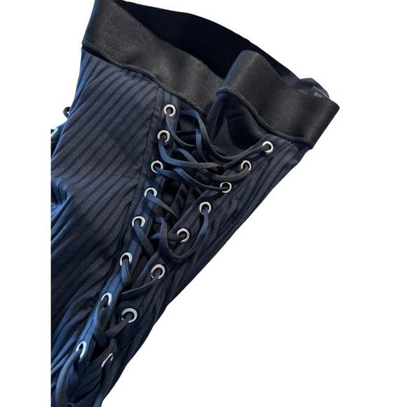 REVOLVE‎ Blue Life Fit - Tied Up Garter Leggings in Jet Black - size XS - Picture 4 of 11